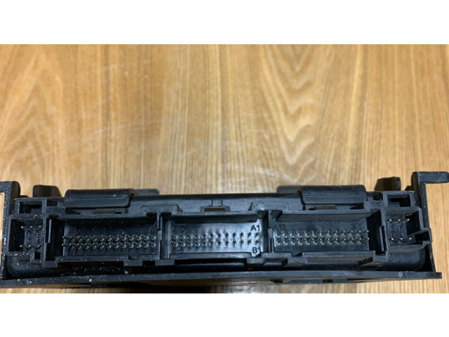 Блок управления 15116065 GMC Sierra 1000