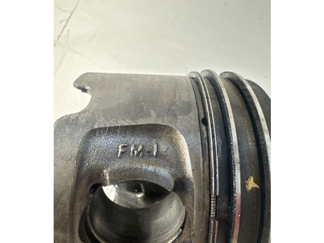 Píst 0840BB BMW 1 F20 F21 N47D20C