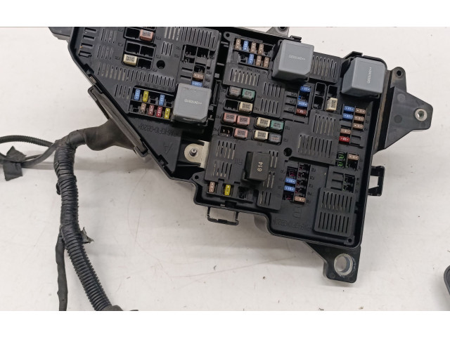 Ящик предохранителей (комплект)