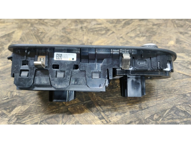 Включатель электрических окон