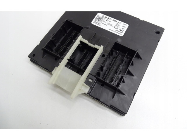 Блок комфорта 5Q0937086AH Skoda Octavia Mk3 (5E)