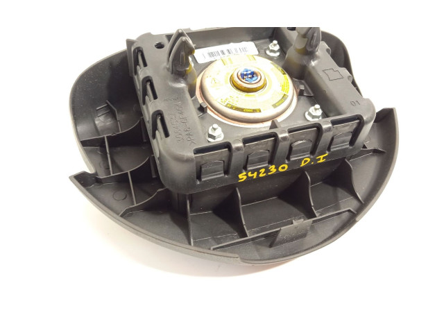 Подушка безопасности водителя 255679575R, E11811260 Dacia Sandero