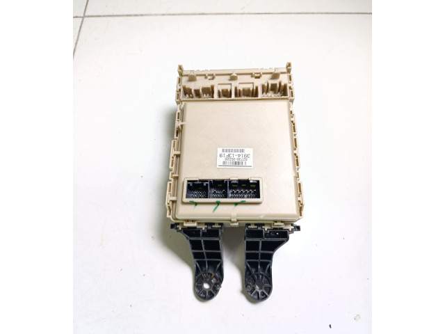 Pojistková skříňka 8273005D20, 391413F19 Toyota Avensis T270 2014