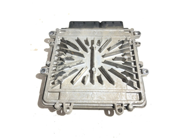 Блок управления двигателя P31303388, 1039S30872   Volvo V70