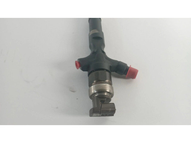 Vstřikovač Toyota Land Cruiser (J200) pro naftový motor 3.0 1KD