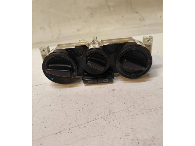 Блок управления климат-контролем    Skoda Octavia Mk1 (1U)