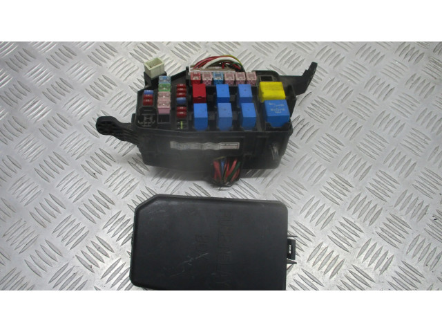 Блок предохранителей 91210-1C160 Hyundai Getz