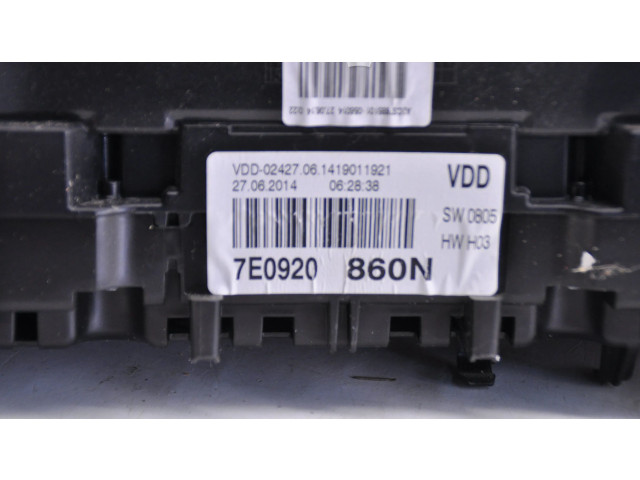 Přístrojová deska Volkswagen Transporter - Caravelle T5 2014 7E0920860N