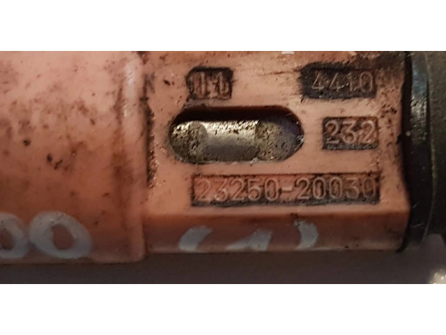 Vstřikovač 2325020030 Lexus ES 250 - 300 - 330 pro benzínový motor 3.0