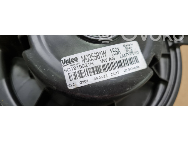 Вентилятор печки 5Q1819021H, M035981W Audi Q3 F3