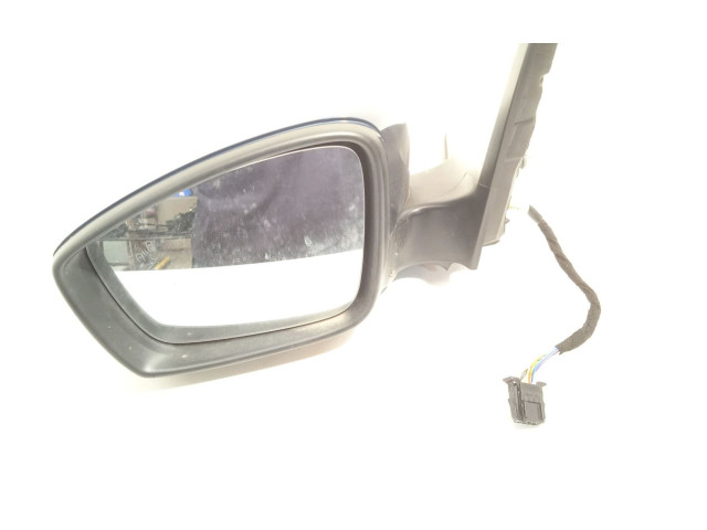 Зеркало электрическое Skoda Fabia Mk3 (NJ) 2015 - 2021 года