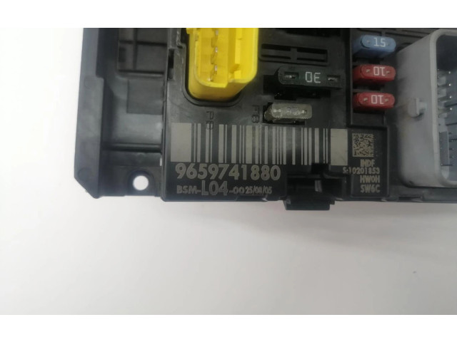 Pojistková skříňka Peugeot 307 CC