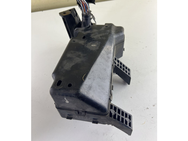 Pojistková skříňka MR337785, G8C255M Mitsubishi Pajero 2003