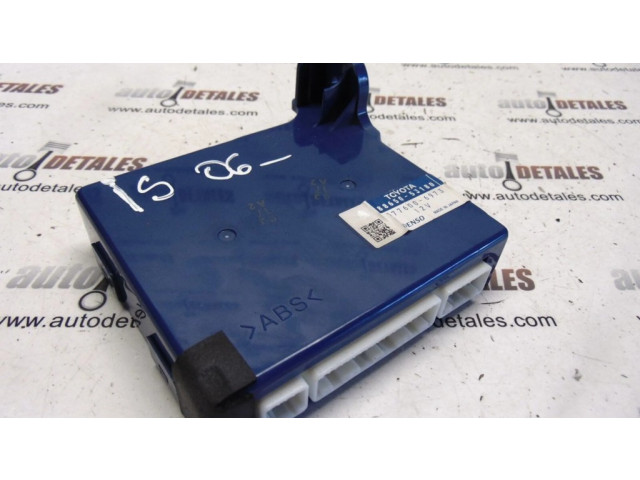 Блок управления 8865053180 Lexus IS 220D-250-350