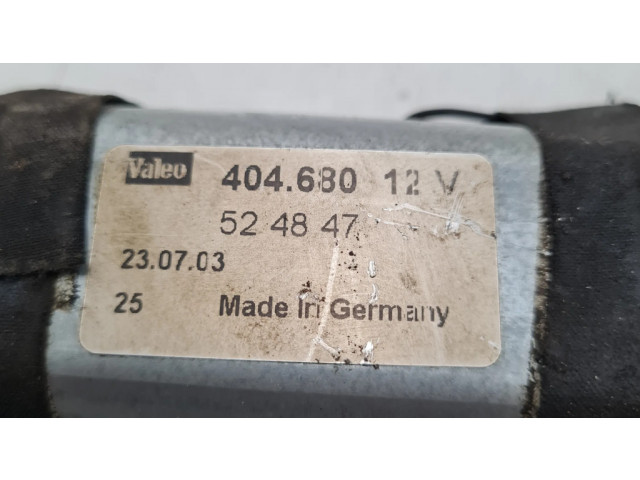 Электрический двигатель для регулировки положения руля