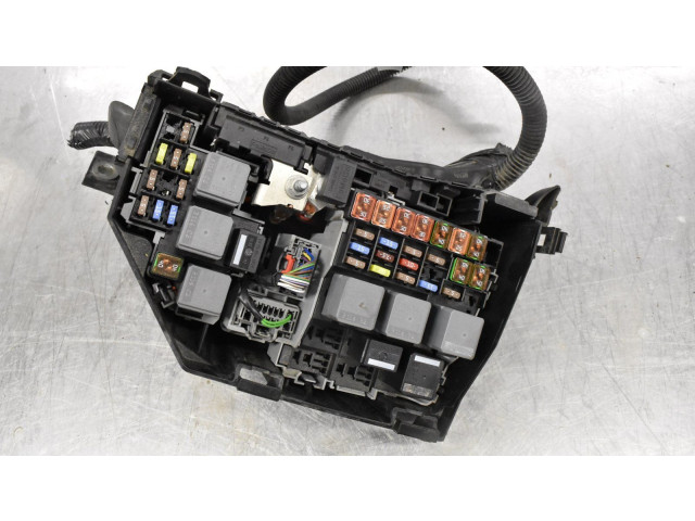 Блок предохранителей 6G9T-14A067-AB Ford Galaxy