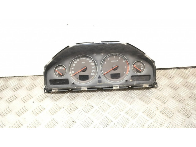 Панель приборов 184000971, 210406 Volvo V70