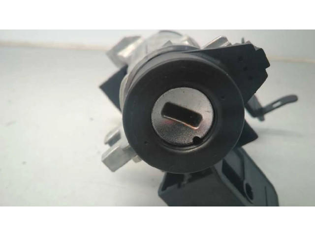 Считывающее устройство карточки зажигания