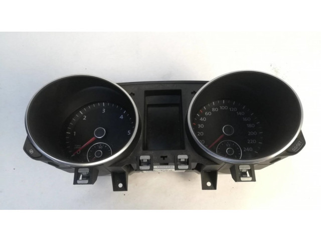 Панель приборов 5K0920870E, 0919012517   Volkswagen Golf VI       