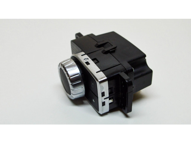 Мультимедийный контроллер