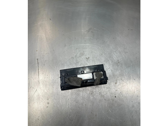 Дисплей    30797719, 69199100   Volvo V50