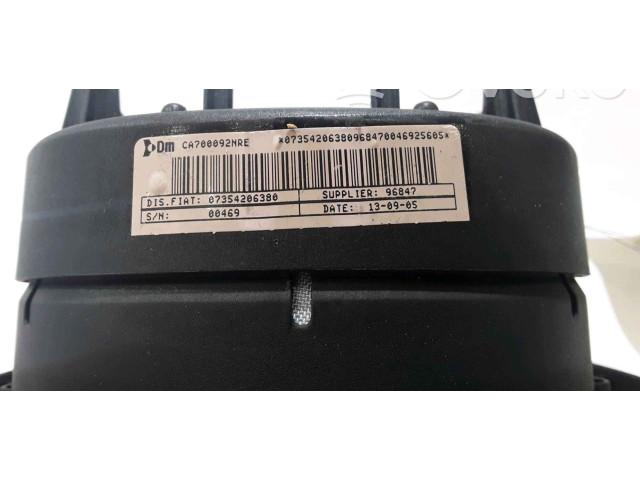 Подушка безопасности водителя 73542063809684, 20231695 Fiat Idea