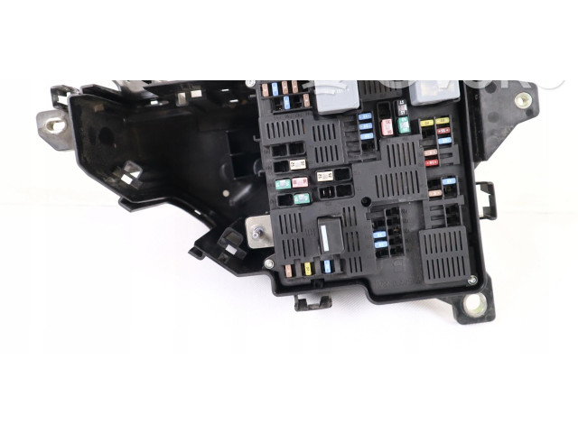 Блок предохранителей     Volvo XC90    