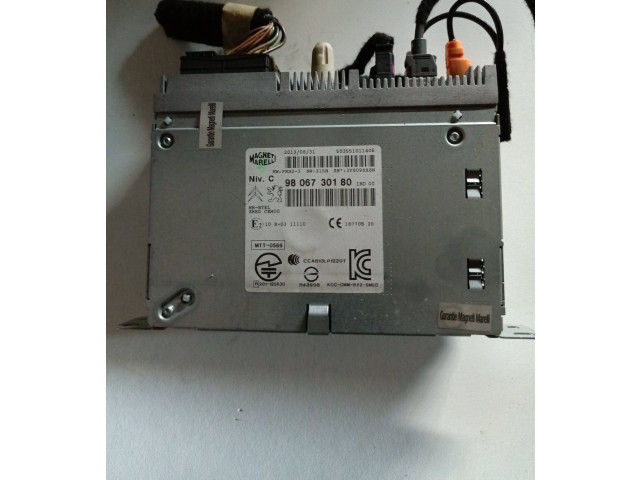 Радио/ проигрыватель CD/DVD / навигация 9806730180 Peugeot 208