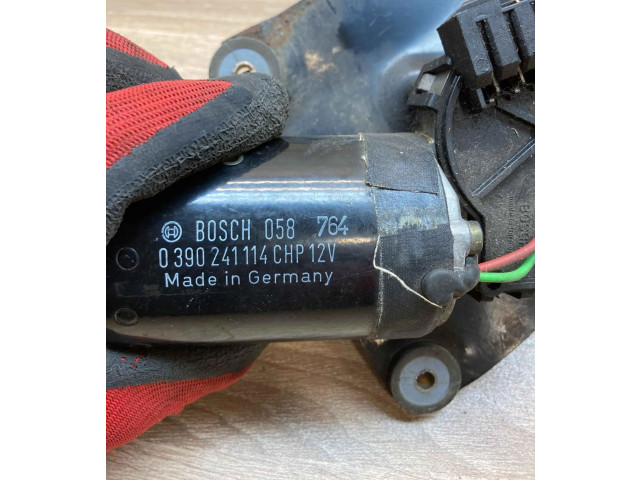 Двигатель стеклоочистителей