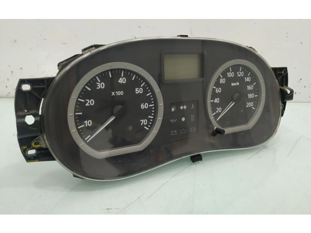 Панель приборов 8200377739   Dacia Logan I       