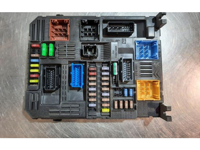 Рулевая рейка Ящик предохранителей (комплект) 9830707880 Citroen C4 SpaceTourer 2018 - года