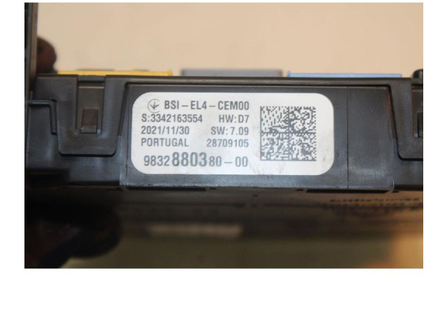 Блок предохранителей Peugeot 2008 II 2019 - года