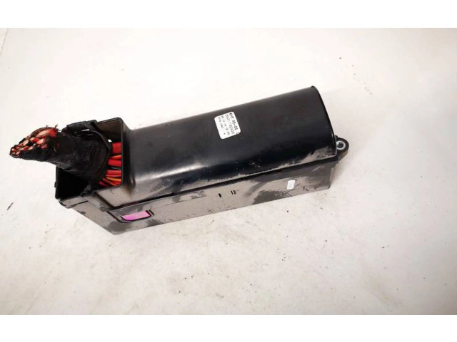 Блок предохранителей Volkswagen Golf Plus