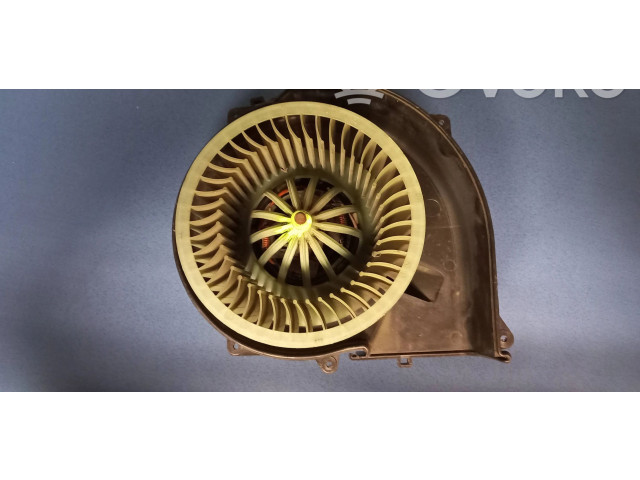 Вентилятор печки 6Q2820015A Skoda Fabia Mk1 (6Y)