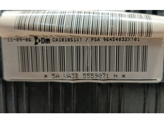 Подушка безопасности водителя 4112GG, CA101051XT Citroen Berlingo