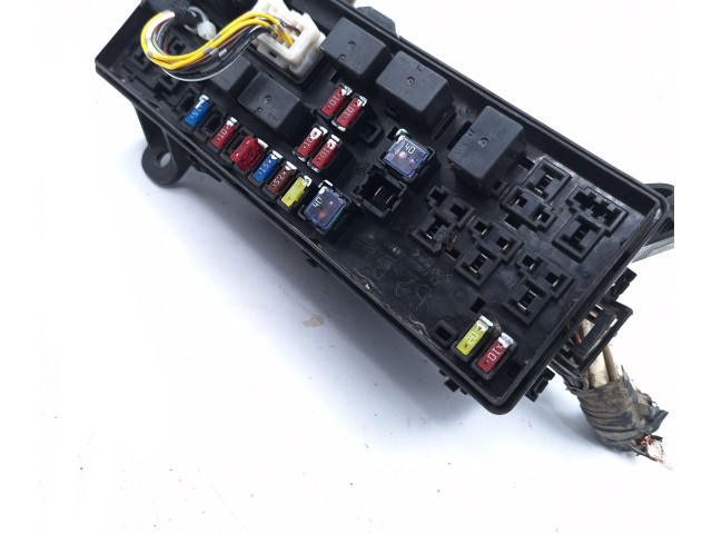 Блок предохранителей PR06900000, PR869-00000 Mitsubishi L200