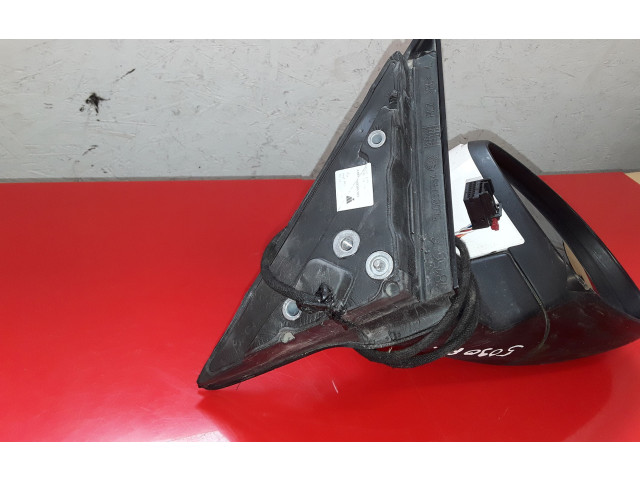 Зеркало электрическое правое Skoda Yeti (5L) 2009-2017 года