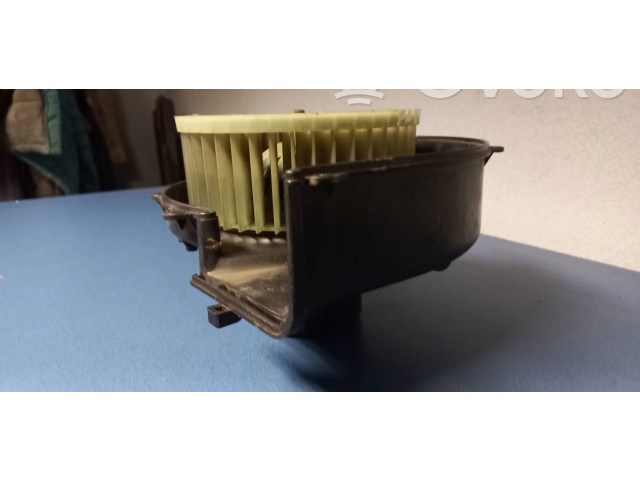 Вентилятор печки 6Q2820015A Skoda Fabia Mk1 (6Y)