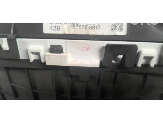 Панель приборов 8100C439   Mitsubishi Space Star       