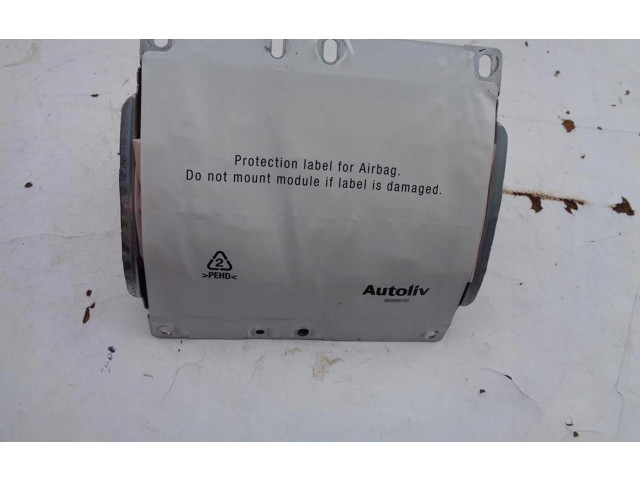 Подушка безопасности пассажира    Volvo C30