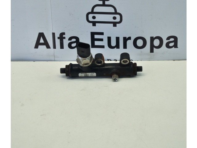 Топливная рампа 4R8Q9CD66AE Jaguar XF X250 для двигателя AJD