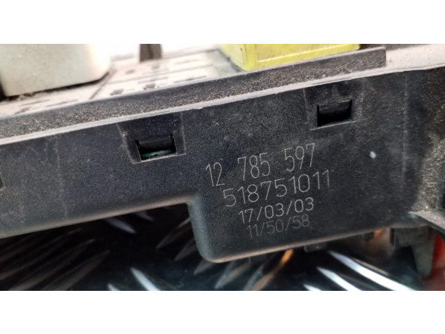 Блок предохранителей 12800999, 518749205   Saab 9-3 Ver2    