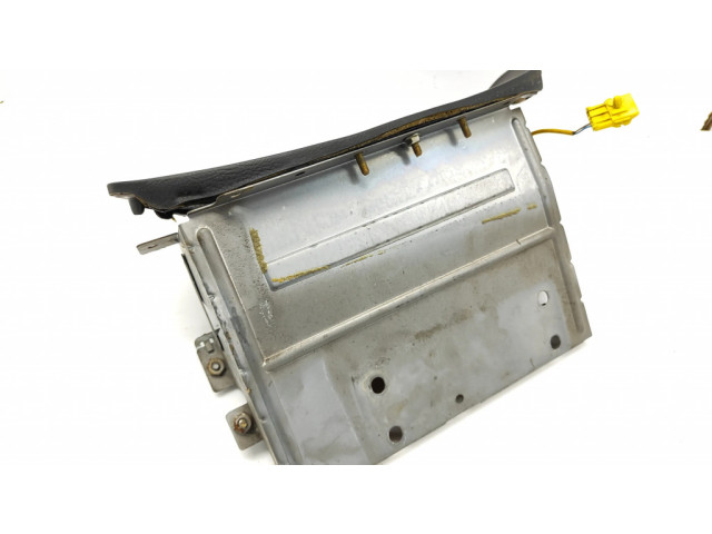 Подушка безопасности пассажира Alfa Romeo 166