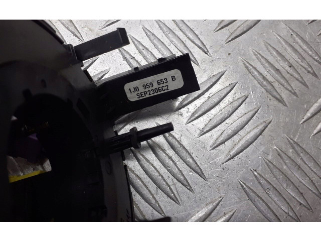 Руль Skoda Fabia Mk1 (6Y) 1999 - 2007 года 1J0959653B