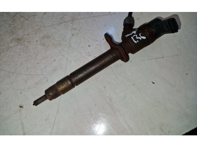 Форсунка 30777526    Volvo XC70   