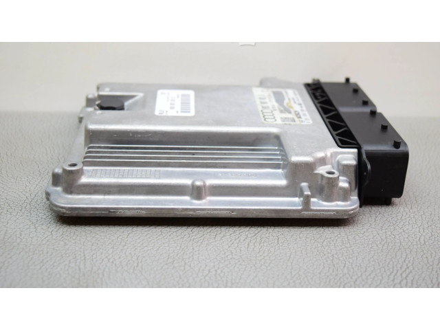 Блок управления двигателя 8K5907589C   Audi Q5 SQ5