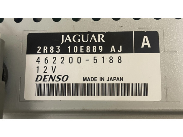 Радио/ проигрыватель CD/DVD / навигация