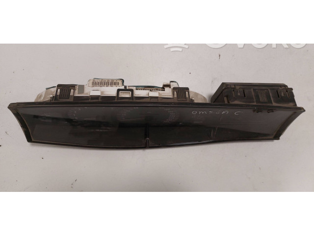 Přístrojová deska Opel Omega B2 2000 09228412AH, 110080007006