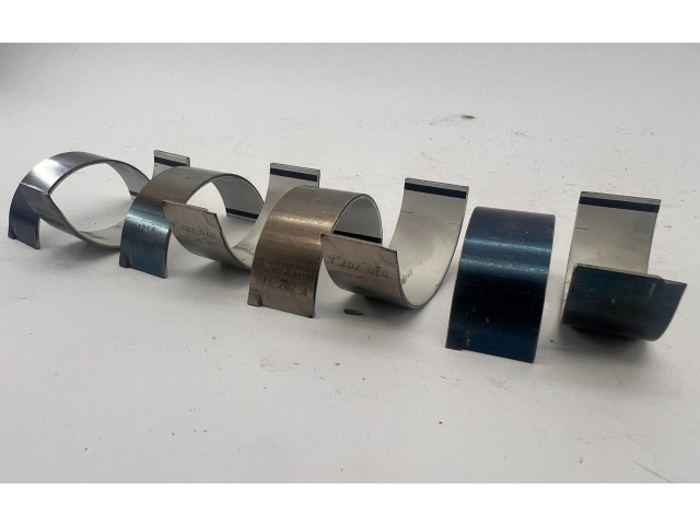 Шатун  028105707A, 80335826    Volkswagen Bora  