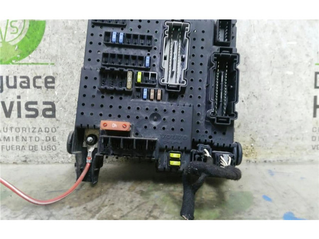 Блок предохранителей  28017881, 0090012   Volvo XC90    